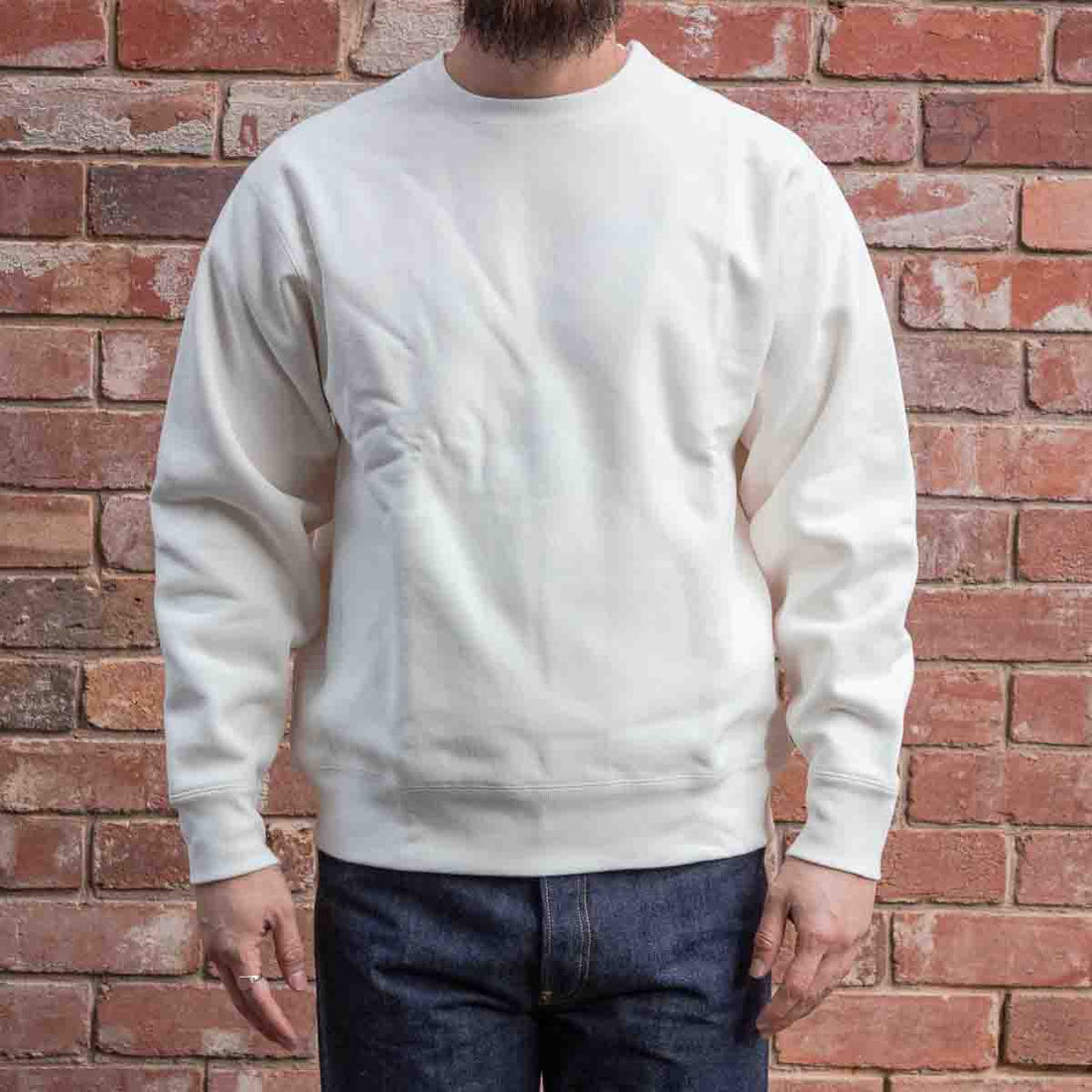 Classic Sweatshirt / Off White